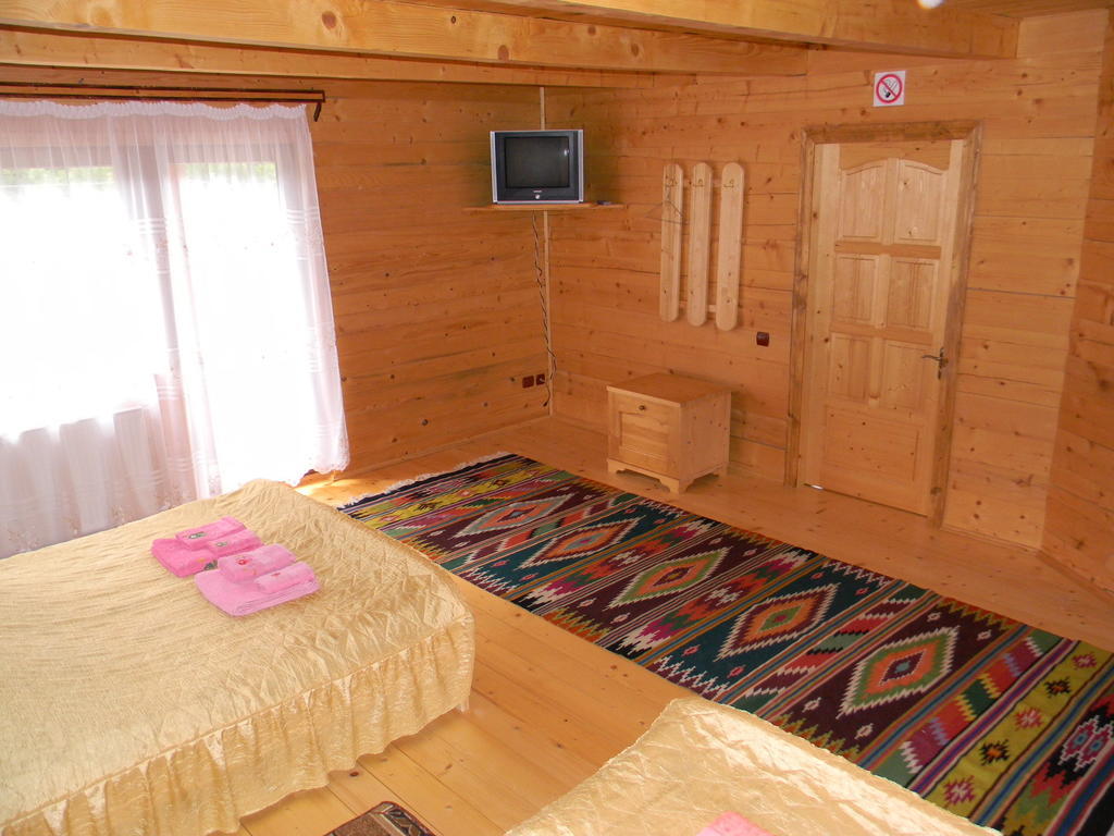 Guсulka Ksenia Villa Kosiv Rum bild